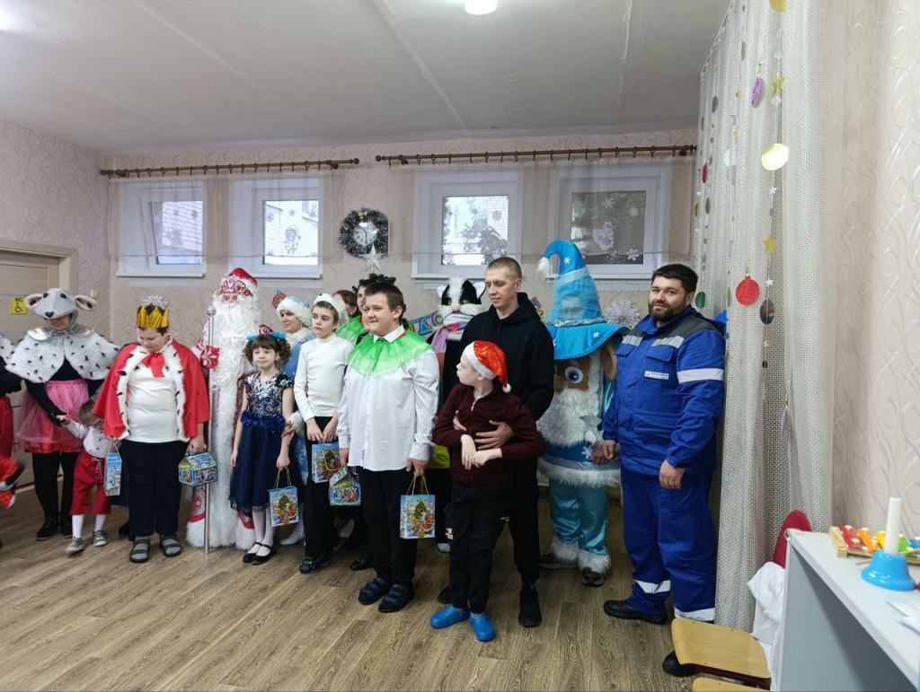 Фото благотворительность.jpg